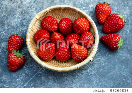 新鮮ないちご　紅ほっぺ　 98266853