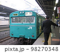 常磐線103系(2005.11.6 柏駅) 98270348