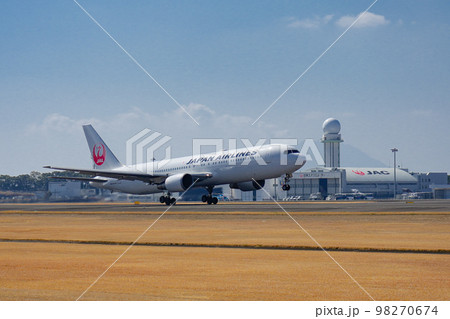 鹿児島空港で撮影した旅客機。 鹿児島空港で撮影した旅客機。 98270674