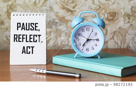 pause, meditation, action concept - the word is written on a notebook, next to a diary pause, meditation, action concept - the word is written on a notebook, next to a diary 98272193