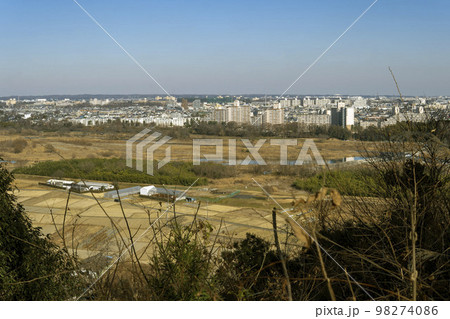 滝山城跡の山の神曲輪からの景色【国指定史跡・都立滝山公園】東京都八王子市 滝山城跡の山の神曲輪からの景色【国指定史跡・都立滝山公園】東京都八王子市 98274086