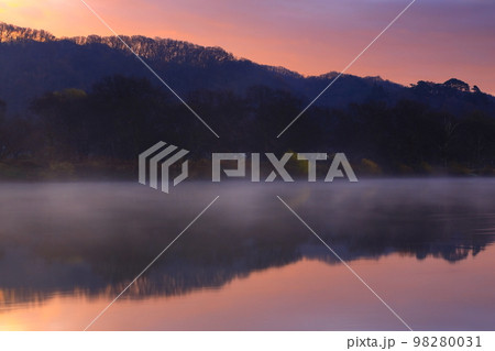 岩手県北上市　晩秋の展勝地公園 98280031