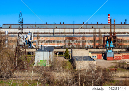 Industrial view of the old factory 98281444