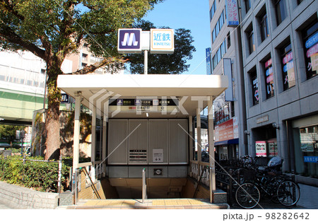 大阪メトロ日本橋駅と近鉄日本橋駅 98282642