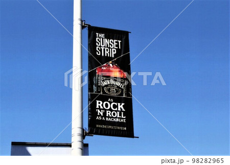 サンセットストリップ、ロサンゼルスの光景 98282965