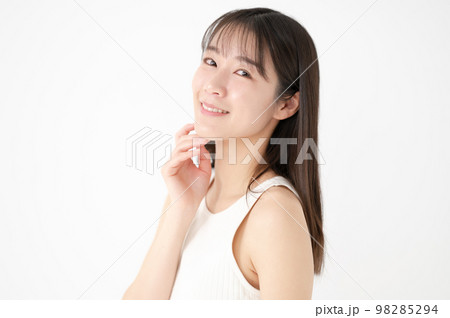 女性　美容　白バック 98285294
