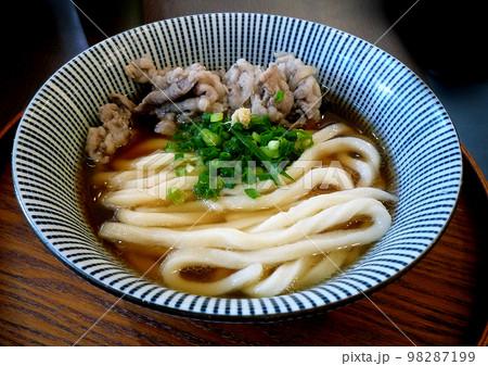 肉うどん01 98287199