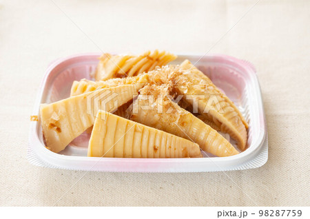 パック入りの筍の土佐煮 98287759