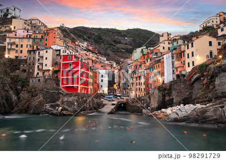 Riomaggiore, Cinque Terre, Italy 98291729