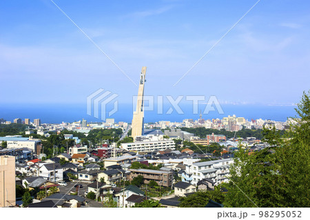 グローバルタワーと別府市街地 98295052