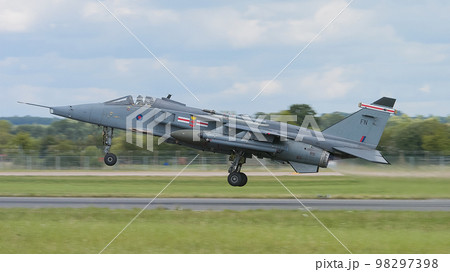 イギリス空軍ジャギュアGR.3A戦闘機 98297398