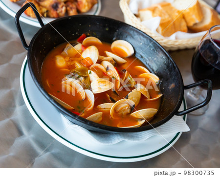 Clams a la marinera 98300735