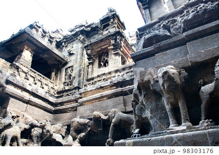 エローラ石窟群 カイラサナータ寺院 エローラ石窟群 カイラサナータ寺院 98303176