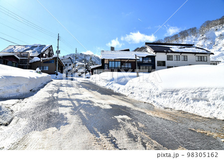 関温泉街(新潟県妙高市)【2023.1】 98305162