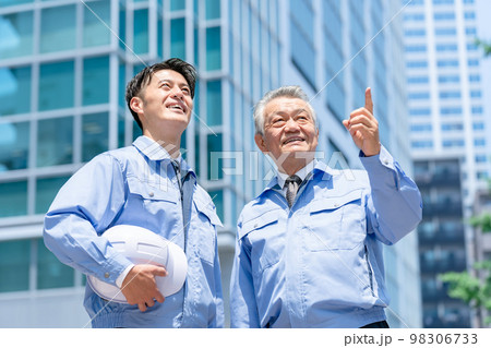 男性　建築　建設　作業着 98306733
