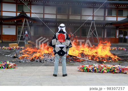 護国神社 とんど 護国神社 とんど 98307257