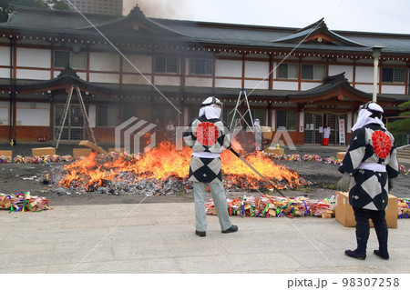 護国神社　とんど 98307258