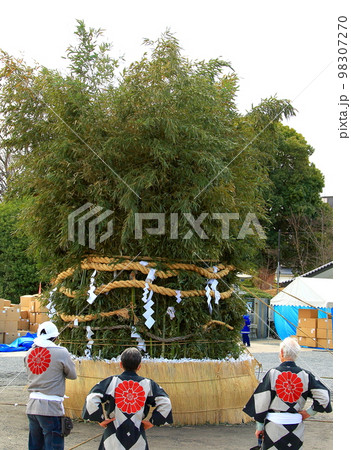護国神社 とんど 護国神社 とんど 98307270