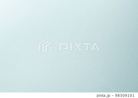 質感のある水色の紙の背景テクスチャー 質感のある水色の紙の背景テクスチャー 98309101