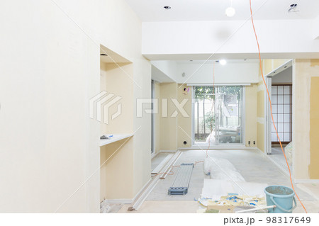 リノベーション 98317649