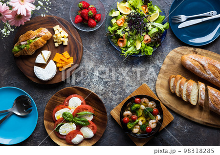 パーティメニュー 98318285