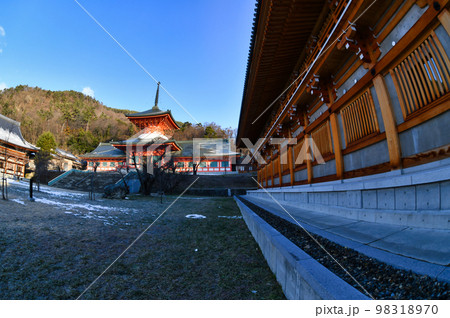 冬の善光寺雲上殿 冬の善光寺雲上殿 98318970