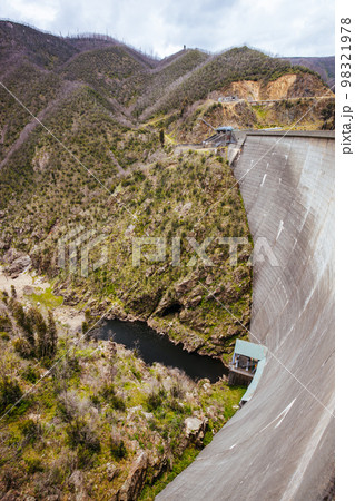 Tumut Pond Dam in New South Wales Australia 98321978