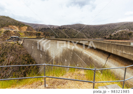 Tumut Pond Dam in New South Wales Australia 98321985