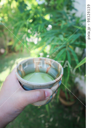 green tea or matcha green tea, matcha latte or matcha green tea latte 98326139