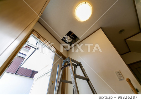 天井の点検口設置工事 天井の点検口設置工事 98326287