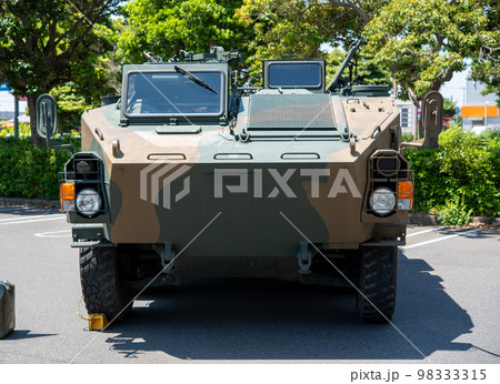 正面から見た96式装輪装甲車 戦車 陸上自衛隊 98333315
