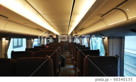 特急しらさぎ 指定席の写真素材 [98340135] - PIXTA