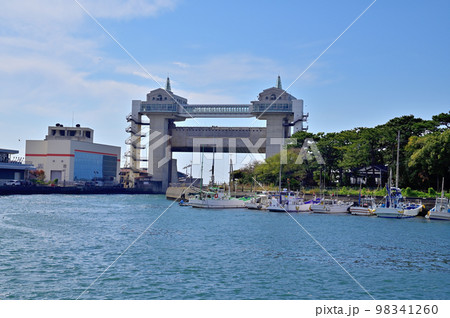 沼津港大型展望水門「びゅうお」 98341260