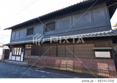 恵那市中山道沿いにある庄屋の家 恵那市中山道沿いにある庄屋の家 98341508