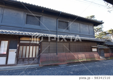 恵那市中山道沿いにある庄屋の家 恵那市中山道沿いにある庄屋の家 98341510