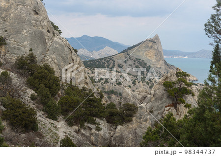 Top view of Mount Koba-Kaya from Karaul-Oba mountain. Crimea Top view of Mount Koba-Kaya from Karaul-Oba mountain. Crimea 98344737