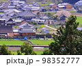 甘樫丘から飛鳥寺（奈良県明日香村）を見る 98352777