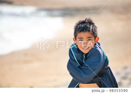 海辺の少年 海辺の少年 98353590