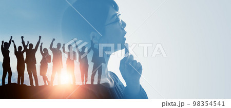 ビジネスとマインド　バナー・広告向け横長ビジュアル 98354541