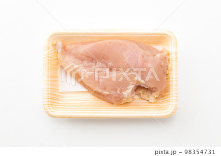 若鶏のむね肉　白バック 98354731