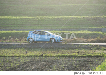 ドライブ コンパクトカー ドライブ コンパクトカー 98359312