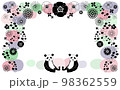北欧風の花とパンダのかわいい手描きフレーム 98362559