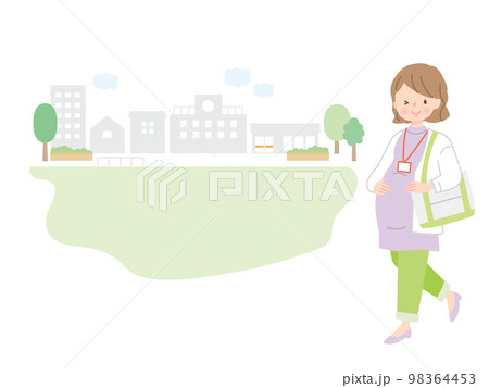 街の中を散歩する笑顔の妊婦さん 街の中を散歩する笑顔の妊婦さん 98364453