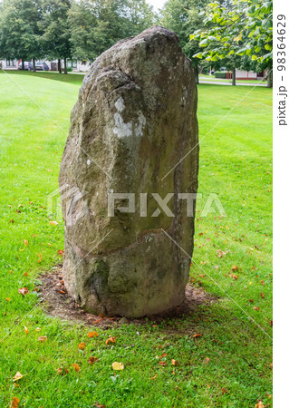 Standing stone at Balfarg prehistoric site in Glenrothes, Scotland. 98364629