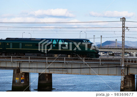 EOSR6.山口岩国、瑞風は二階建て車両。 EOSR6.山口岩国、瑞風は二階建て車両。 98369677