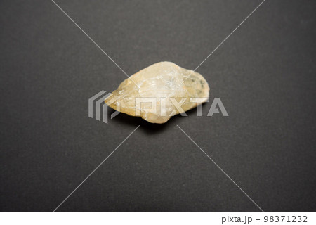 石英原石 98371232