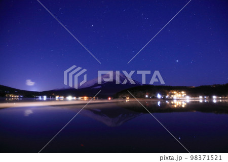 山中湖の夜富士 山中湖の夜富士 98371521