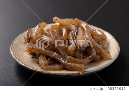 こんにゃくの煮物 98373012