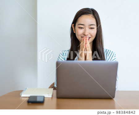 Image photo Image photo 98384842