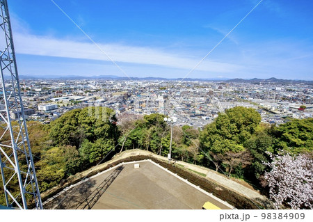 小牧市　小牧山城からの眺め（犬山方面） 98384909
